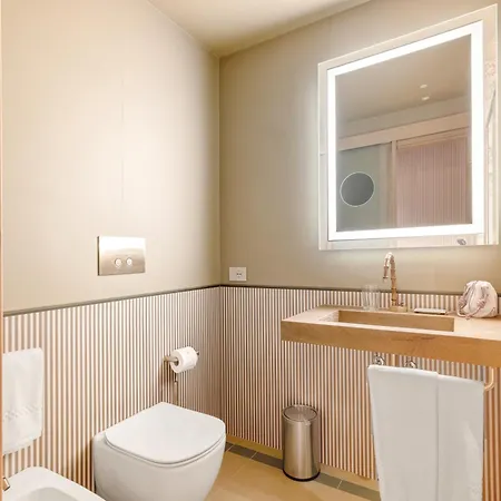 Hotel Qc Porta Romana 4*