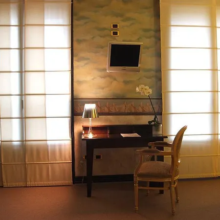 Qc Porta Romana 4* Milano