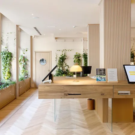 Hotel Qc Porta Romana 4*