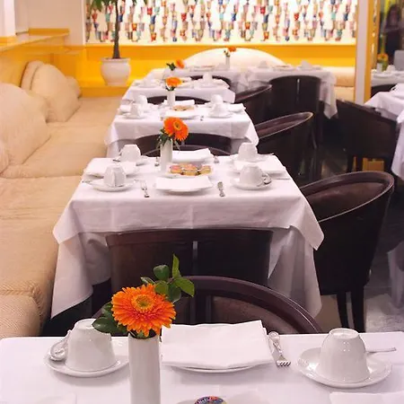 Hotel D'este 4*