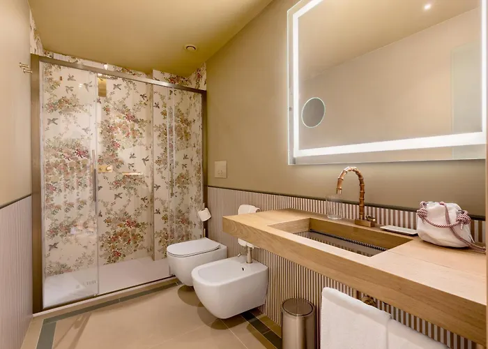 Qc Porta Romana Hotel 4*